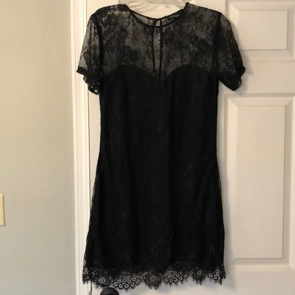 MINKPINK | Dresses | Minkpink Black Lace Dress | Poshmark